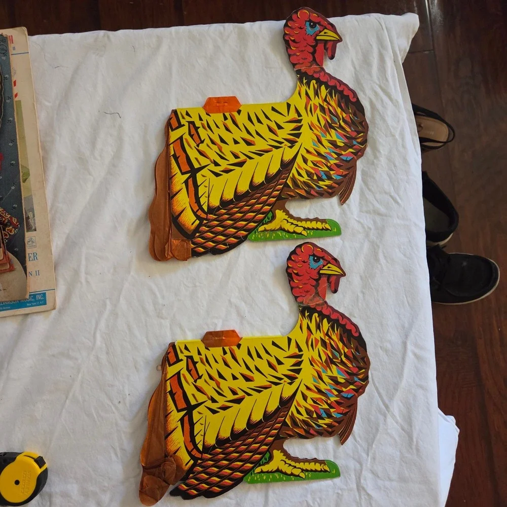 Vintage Thanksgiving Turkey Honeycomb Decoration table 2 Piece Set‎